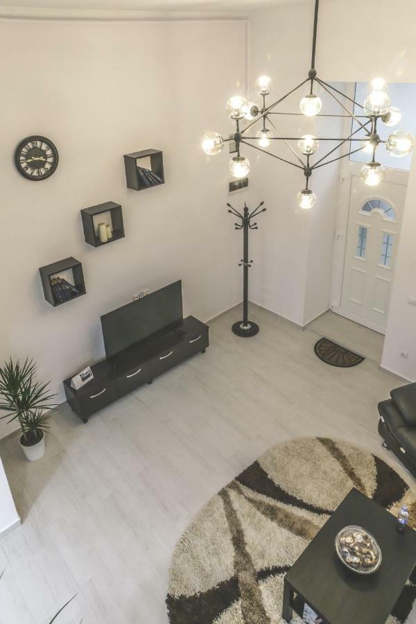 Апартаменты Victoria Duplex Apartament Бухарест Экстерьер фото